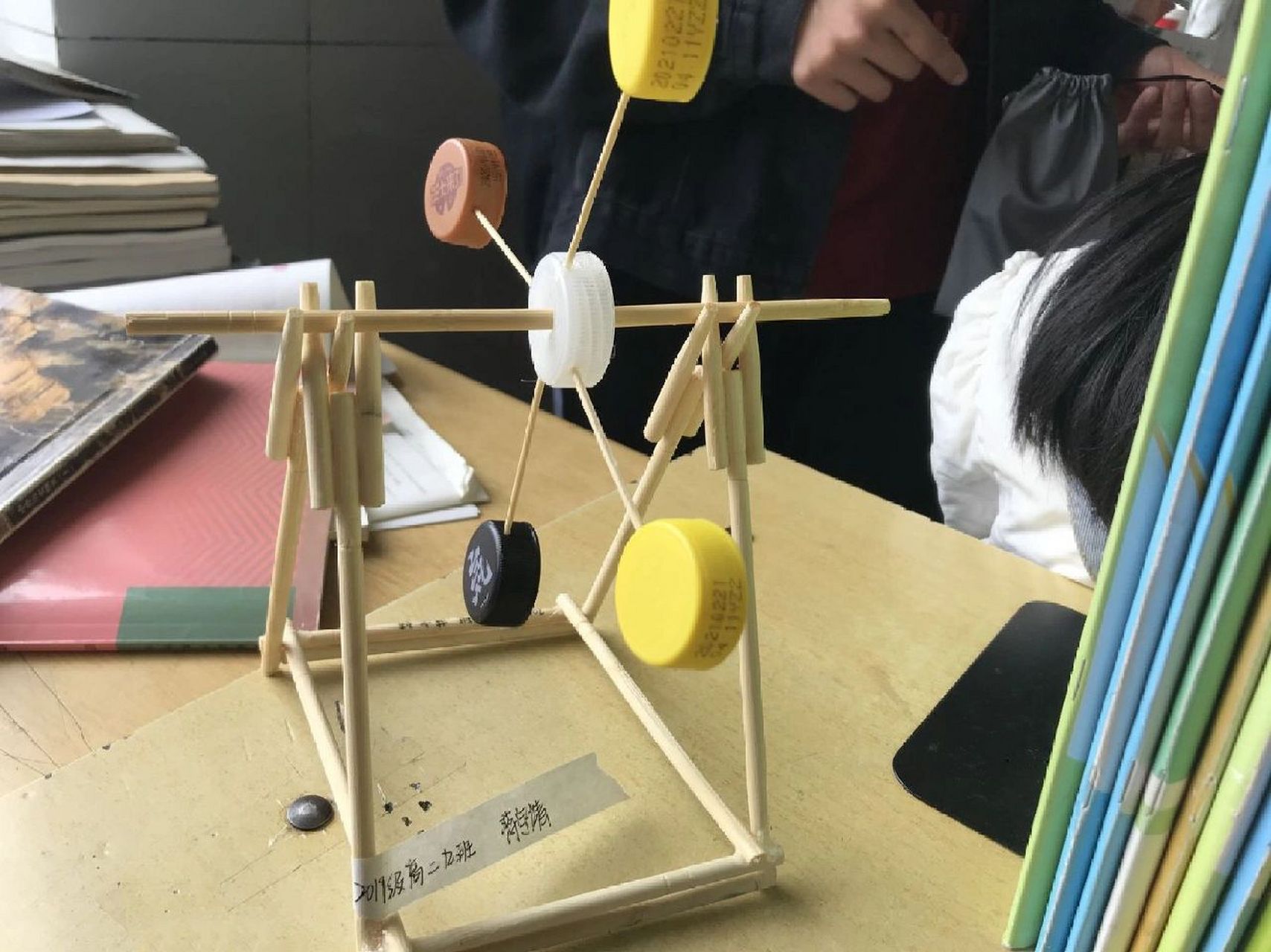 高三通用技術(shù)作品 時光里的匠心與傳承——教學(xué)模型與教具銷售紀(jì)行