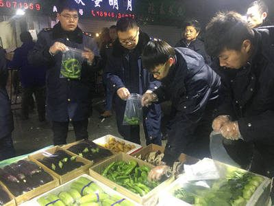 黑龍江省食藥監(jiān)開展食用農(nóng)產(chǎn)品批發(fā)市場清源行動(dòng)